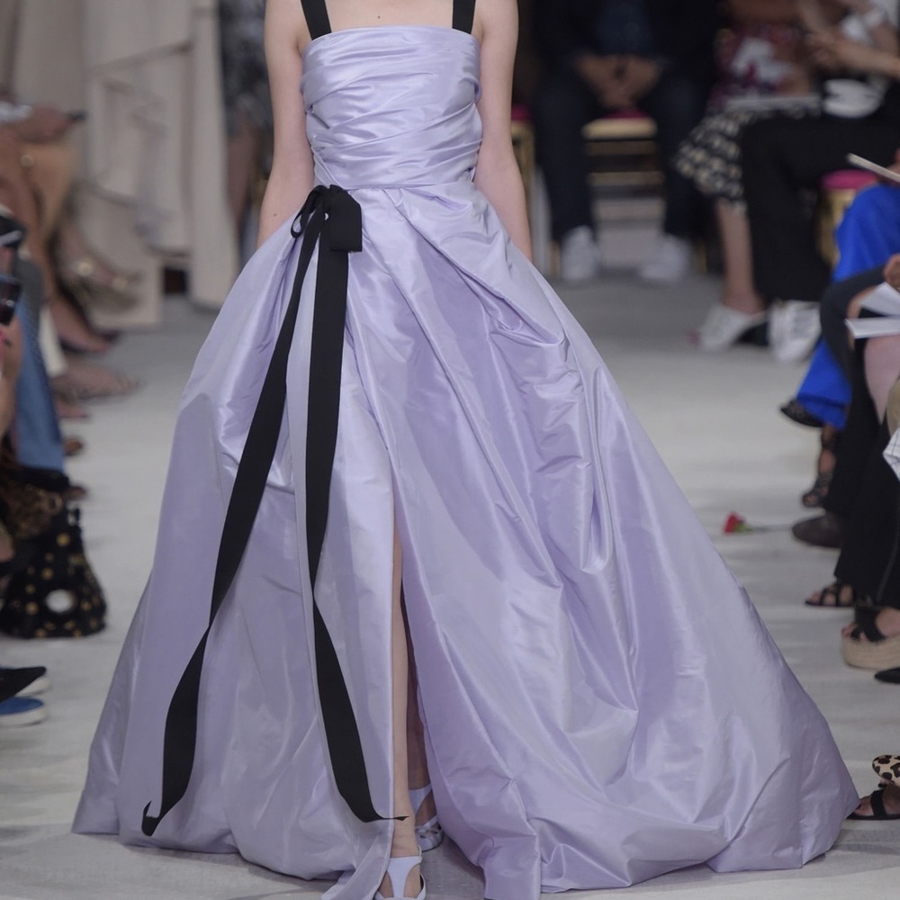 Oscar de la Renta Runway Spring 2016 Lilac Evening Gown